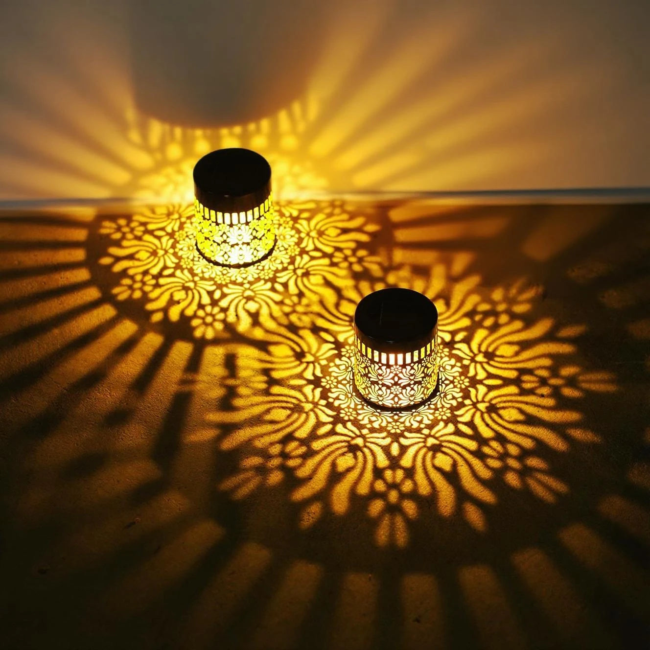 2er-Set Solar-Pfingstrosen-Wandleuchten – Romantische Gartenbeleuchtung mit floralem Design